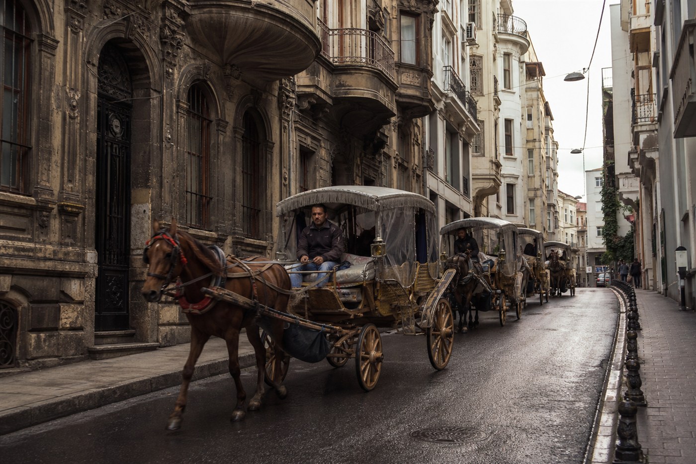 Beyoğlu Karavan Kiralama — İstanbul teslim ve karavan filosu