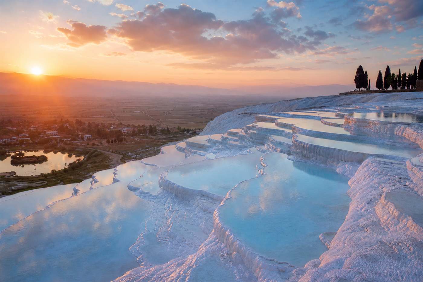 Pamukkale – Efes Karavan Turu — karavan ile sahil ve rota manzarası, Mutlu Karavan